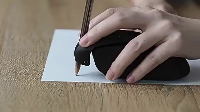 Funny 3D Reusable Handwriting Pen Grips